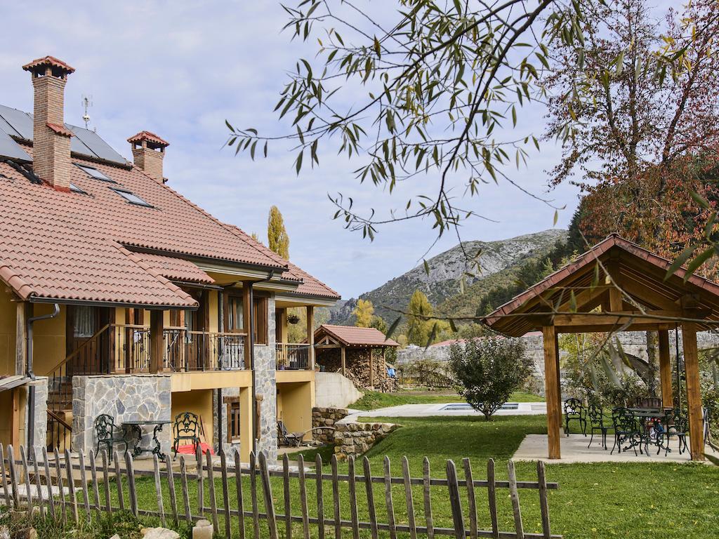 El Casar Del Puente Guest House Boca de Huergano Bagian luar foto