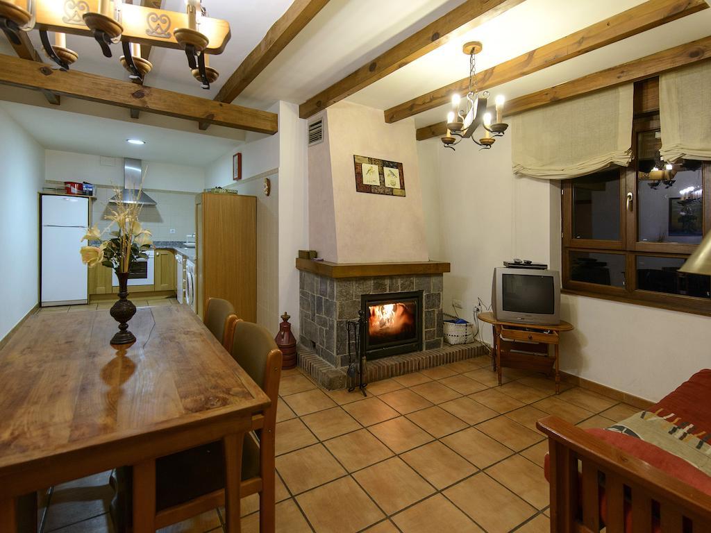 El Casar Del Puente Guest House Boca de Huergano Bagian luar foto