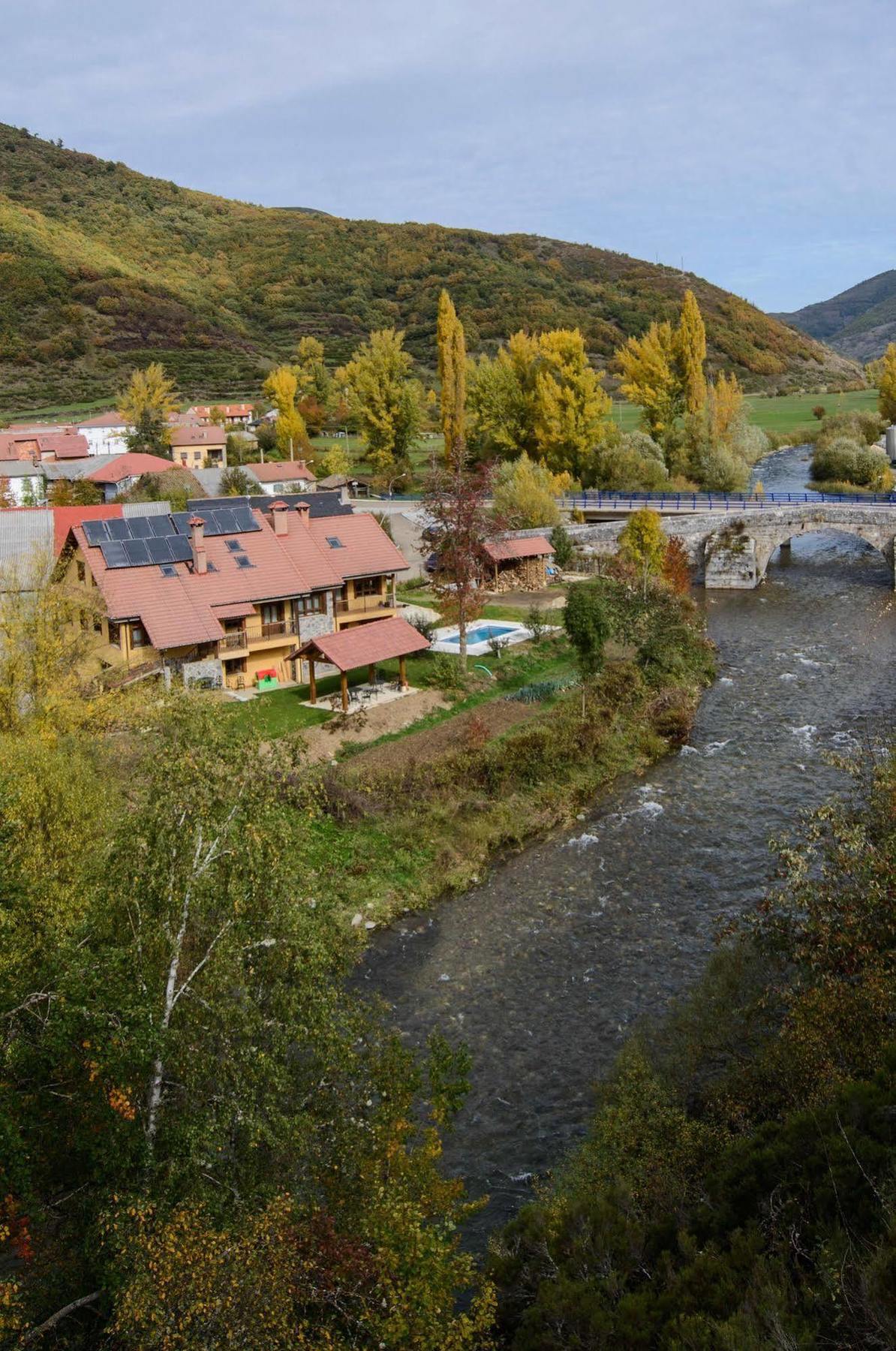 El Casar Del Puente Guest House Boca de Huergano Bagian luar foto