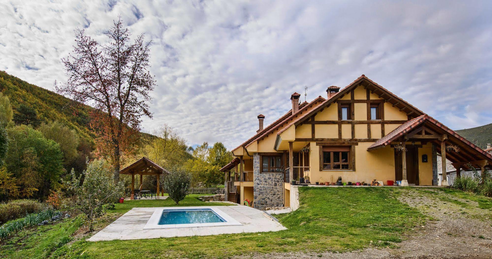 El Casar Del Puente Guest House Boca de Huergano Bagian luar foto